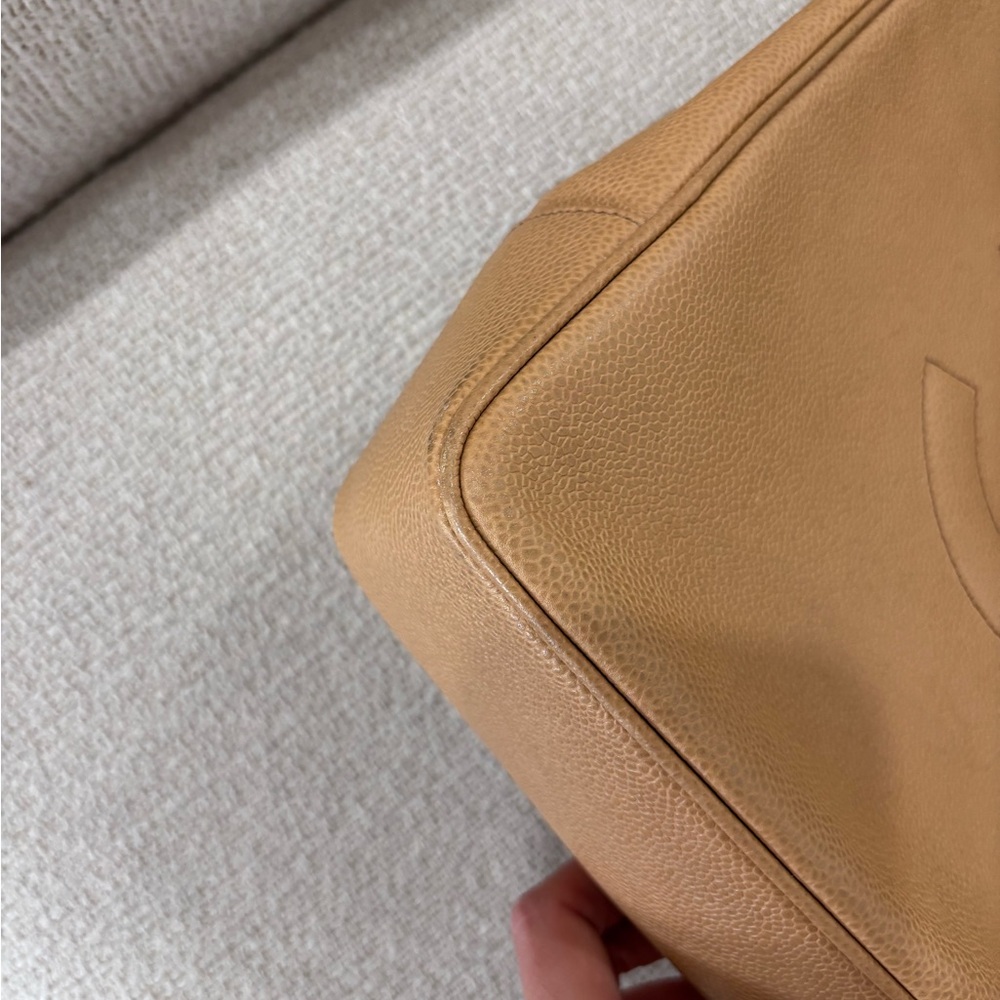 Authentic CHANEL brown caviar leather coco mark tote - Picture 4 of 15